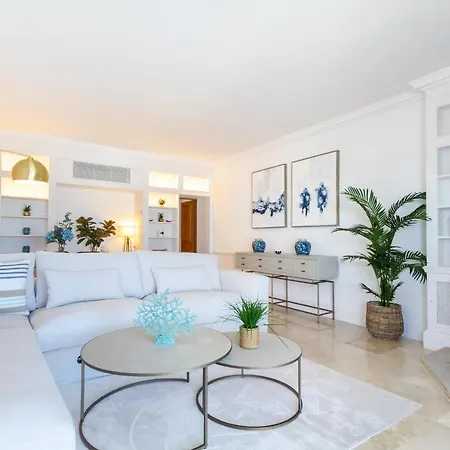Appartement Banus - Puerto Banus Marina Seafront - Premium 2br - 2ba - Outdoor Balcony - Panoramic Marina & Mediterranean Views - Stunning Sunsets - Heart Of Puerto Banus - Direct Access - Steps From El Corte Ing Luxury Shopping