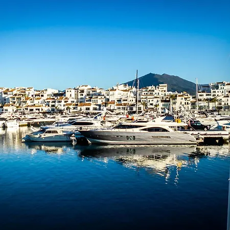 Appartement Banus - Puerto Banus Marina Seafront - Premium 2br - 2ba - Outdoor Balcony - Panoramic Marina & Mediterranean Views - Stunning Sunsets - Heart Of Puerto Banus - Direct Access - Steps From El Corte Ing Luxury Shopping
