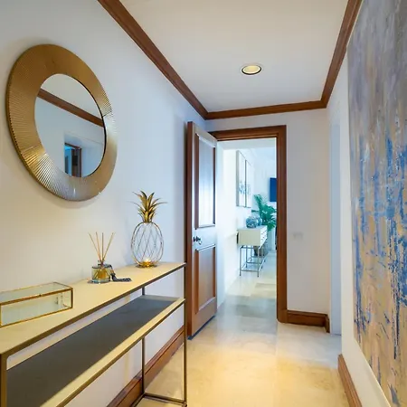 Banus - Puerto Banus Marina Seafront - Premium 2br - 2ba - Outdoor Balcony - Panoramic Marina & Mediterranean Views - Stunning Sunsets - Heart Of Puerto Banus - Direct Access - Steps From El Corte Ing Luxury Shopping Appartement Marbellac