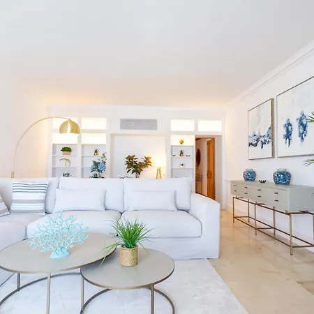 Banus - Puerto Banus Marina Harbour Seafront Apartment Marbella